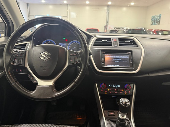 Suzuki S-Cross 7 of 19