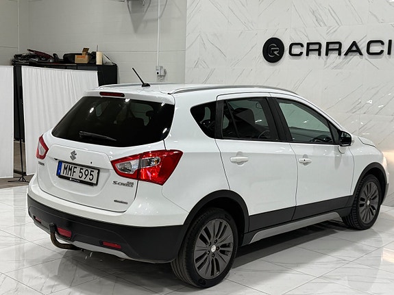 Suzuki S-Cross 18 of 19