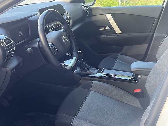 Citroen C4 9 of 11
