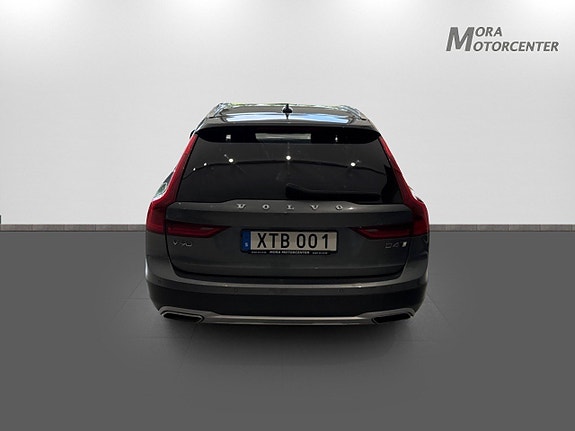 Volvo V90 Cross Country 5 of 5