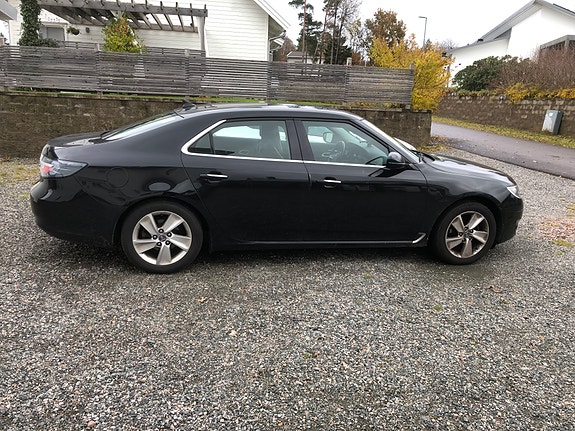 Saab 9-5 4 of 5