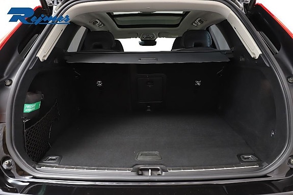 Volvo XC60 24 of 30
