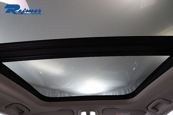 Volvo XC60 9 of 30