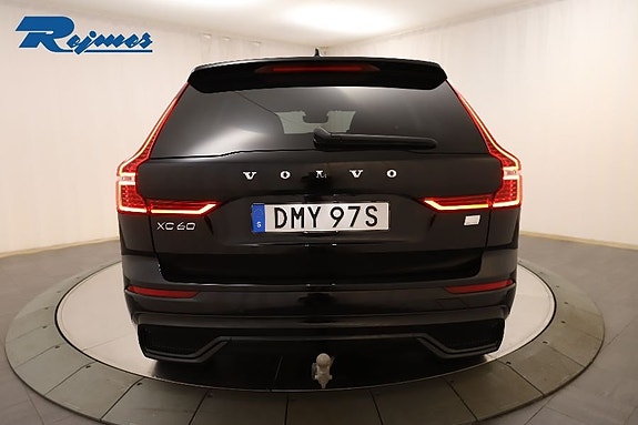 Volvo XC60 23 of 30