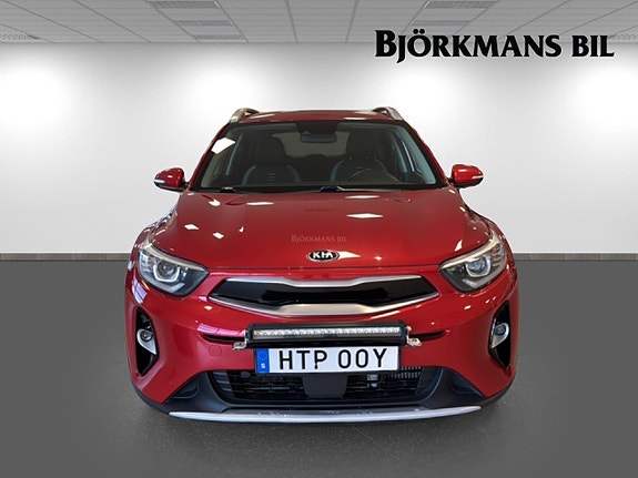 Kia Stonic 2 of 5