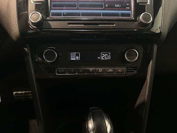 Volkswagen Polo 15 of 18