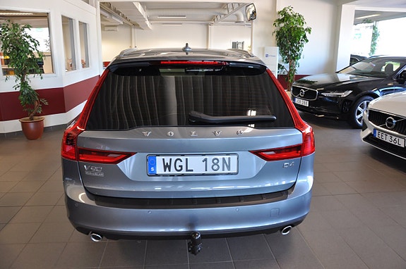 Volvo V90 6 of 14