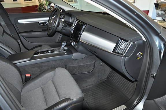 Volvo V90 9 of 14