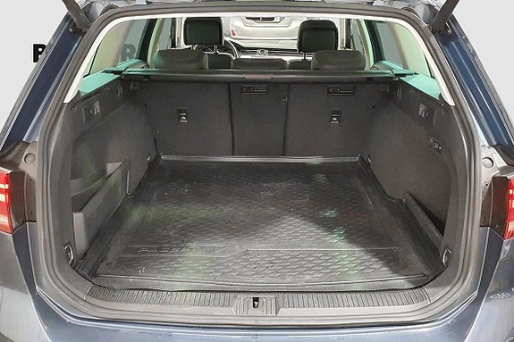 Volkswagen Passat Alltrack 5 of 5