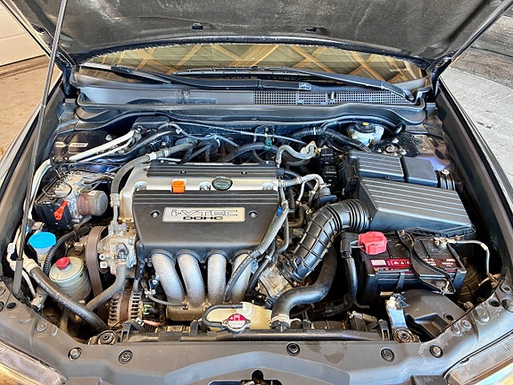 Honda Accord 4 of 5