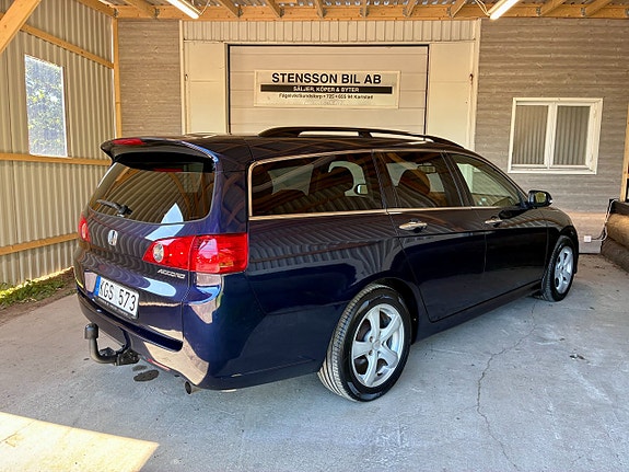 Honda Accord 5 of 5