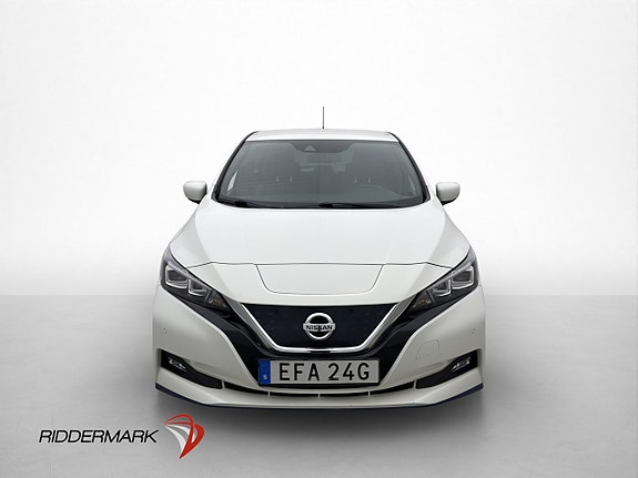 Nissan Leaf 3 of 5