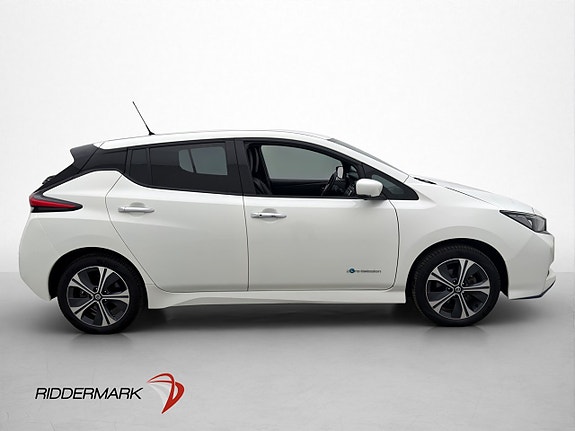 Nissan Leaf 10 of 30