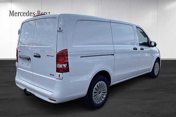 Mercedes-Benz Vito 116 3 of 5
