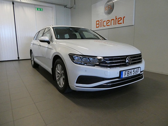 Volkswagen Passat 3 of 26