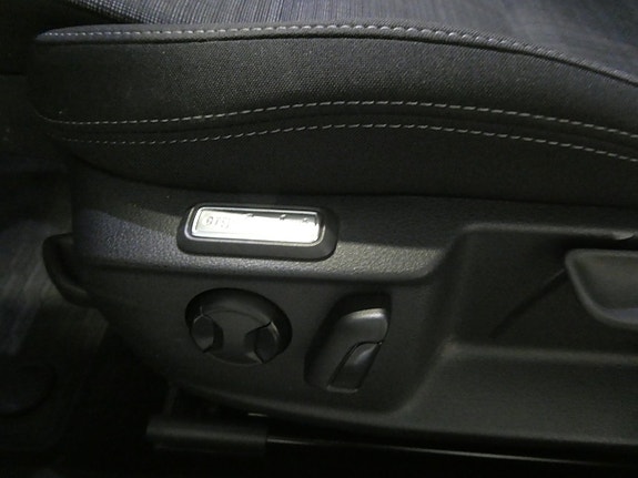 Volkswagen Passat 24 of 26