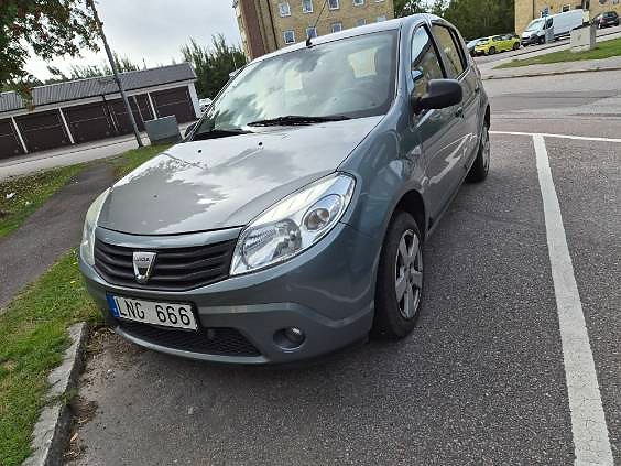 Dacia Sandero 5 of 5