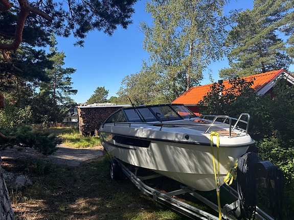 Yamarin 63 DC med VMAX 150 & ZipWake 4 of 9