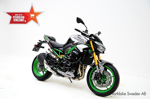 Kawasaki Z900 2 of 10