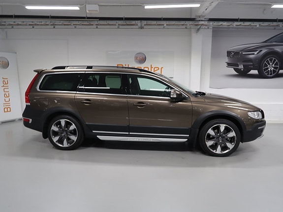 Volvo XC70 5 of 5