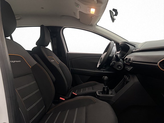 Dacia Sandero 23 of 29