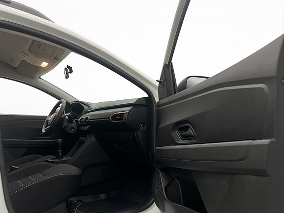 Dacia Sandero 22 of 29