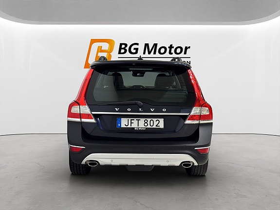 Volvo XC70 5 of 5