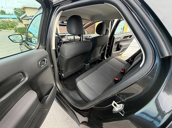 Citroen C4 Cactus 8 of 11