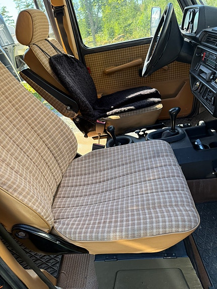 Mercedes-Benz 300 GD 6 of 8
