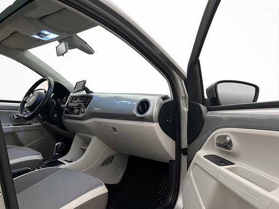 Volkswagen e-Up! 24 of 30
