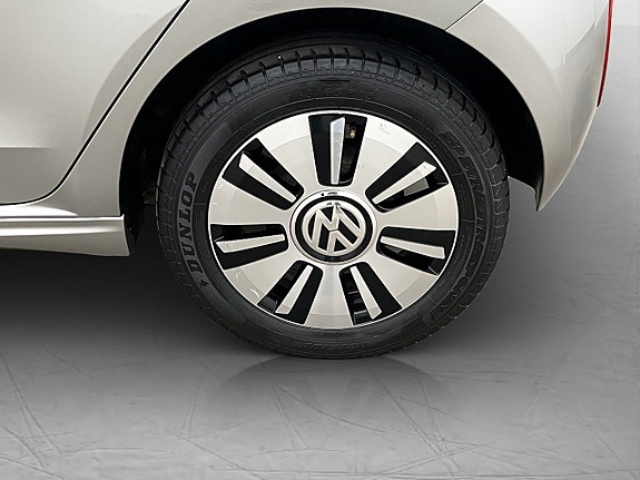 Volkswagen e-Up! 30 of 30