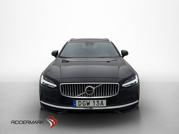 Volvo V90 2 of 5
