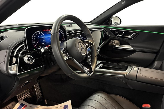 Mercedes-Benz E300 de 7 of 16