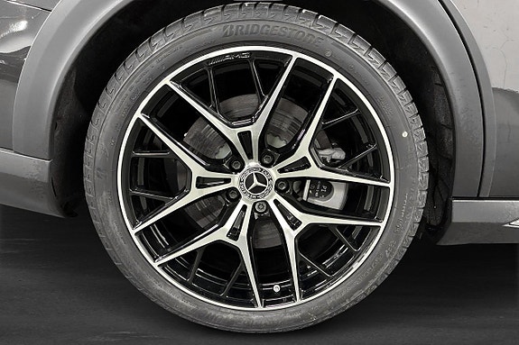 Mercedes-Benz E300 de 12 of 16