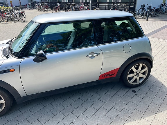 MINI Cooper 2 of 22