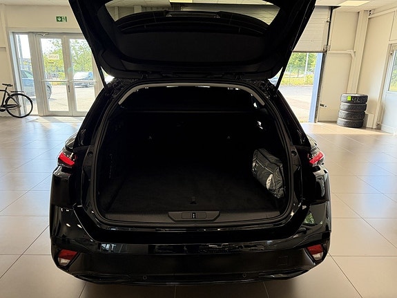 Peugeot e-208 26 of 30
