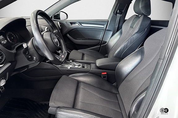 Audi A3 8 of 17