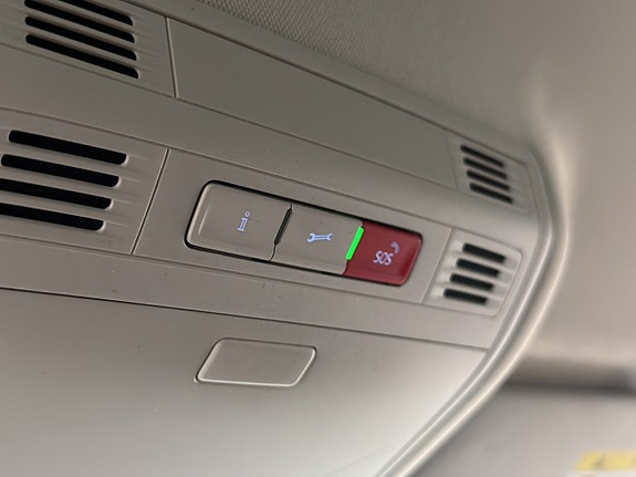 Volkswagen Passat 19 of 30