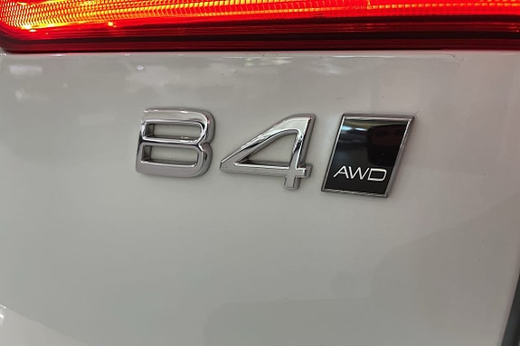 Volvo XC60 12 of 19