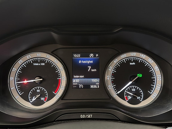 Skoda Karoq 16 of 30