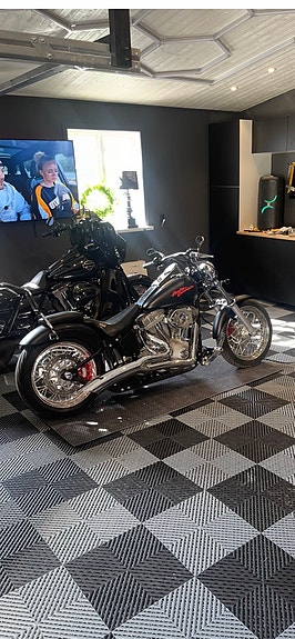 Harley-Davidson Softail Standard 3 of 4