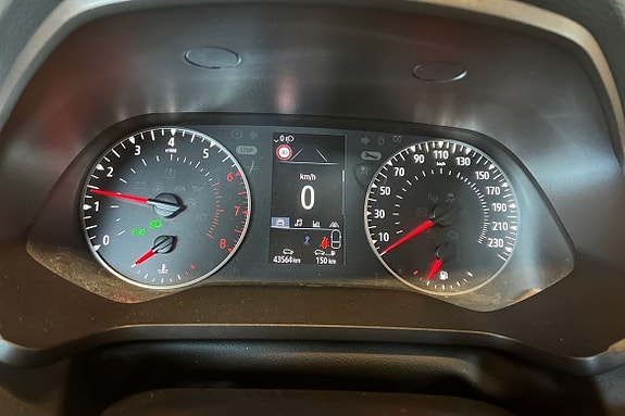 Renault Captur 16 of 21