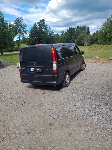 Mercedes-Benz Vito 109 4 of 5