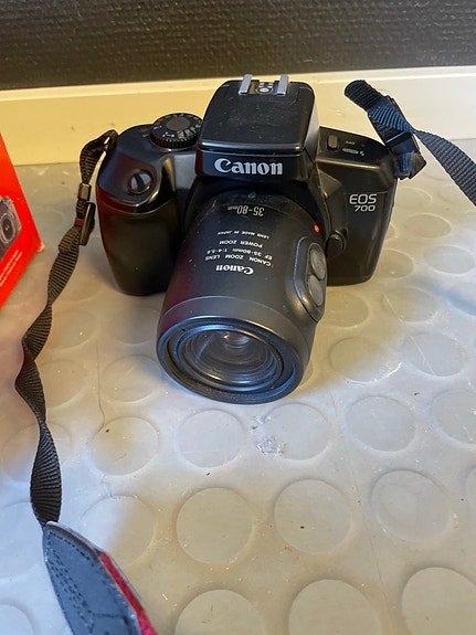 2 st Canon EOS kameror med objektiv, batteri & tillbehör image 5