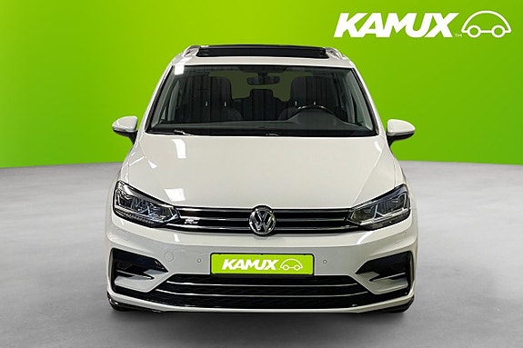 Volkswagen Touran 6 of 26