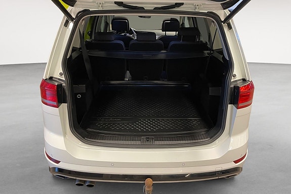 Volkswagen Touran 20 of 26