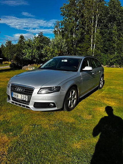 Audi A4 2 of 5