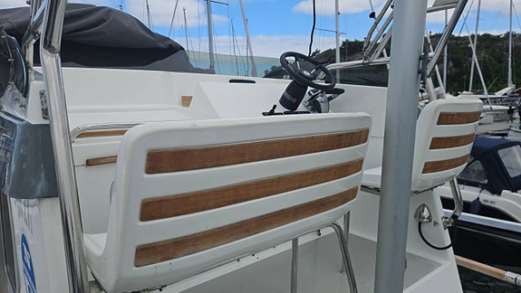 Targa 27 . 1  2x Evinrude 300hk G2 2017 i mycket fint skick 11 of 12
