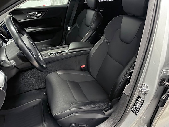 Volvo V60 Cross Country 10 of 22