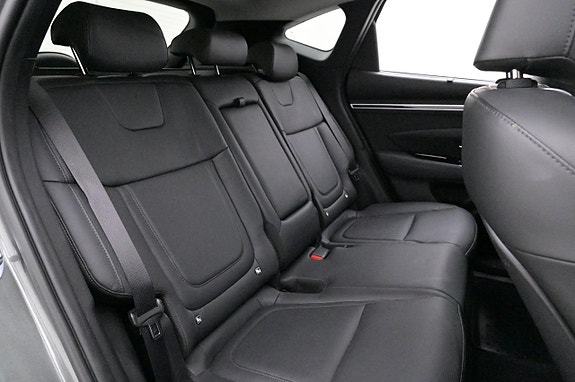 Hyundai Tucson 21 of 27